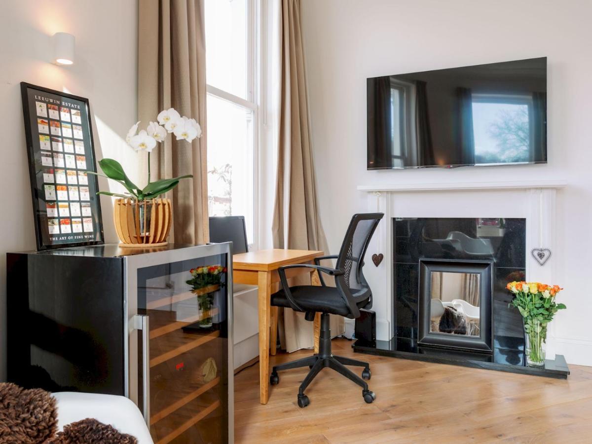 Pass The Keys Beautiful 2Bed Apartment 2Min From Hampstead Heath 런던 외부 사진